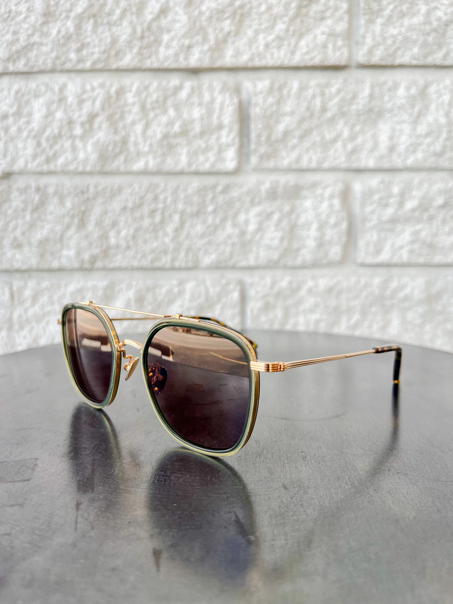 Austin Frame in 18K Titanium   Bottle Green   Zulu
