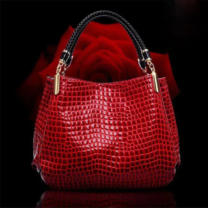 Bellina | Durable Elegance Handbag with Crocodile Pattern