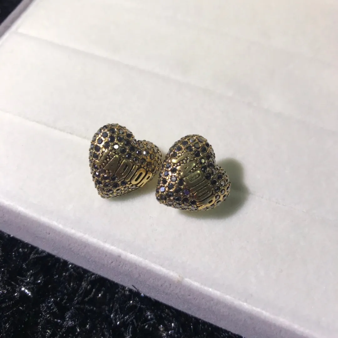 High Quality Earring Dir 010