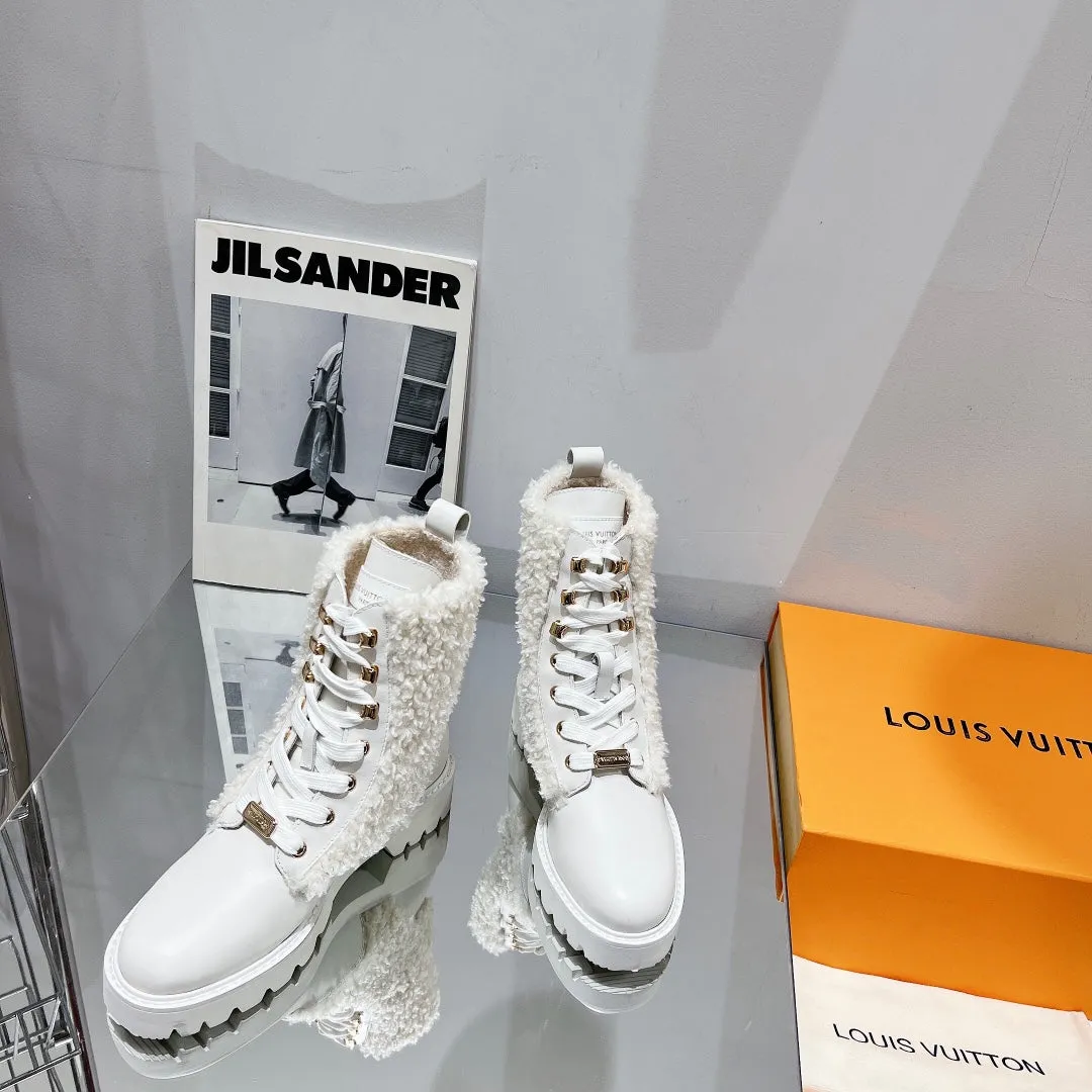 High Quality  LUV BOOTS 008