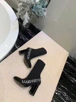 High Quality  LUV BOOTS 019