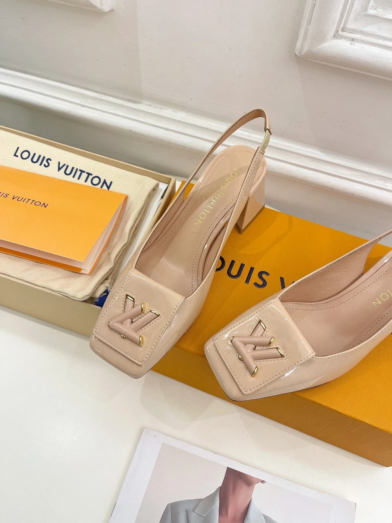 High Quality LUV High Heel Shoes 027
