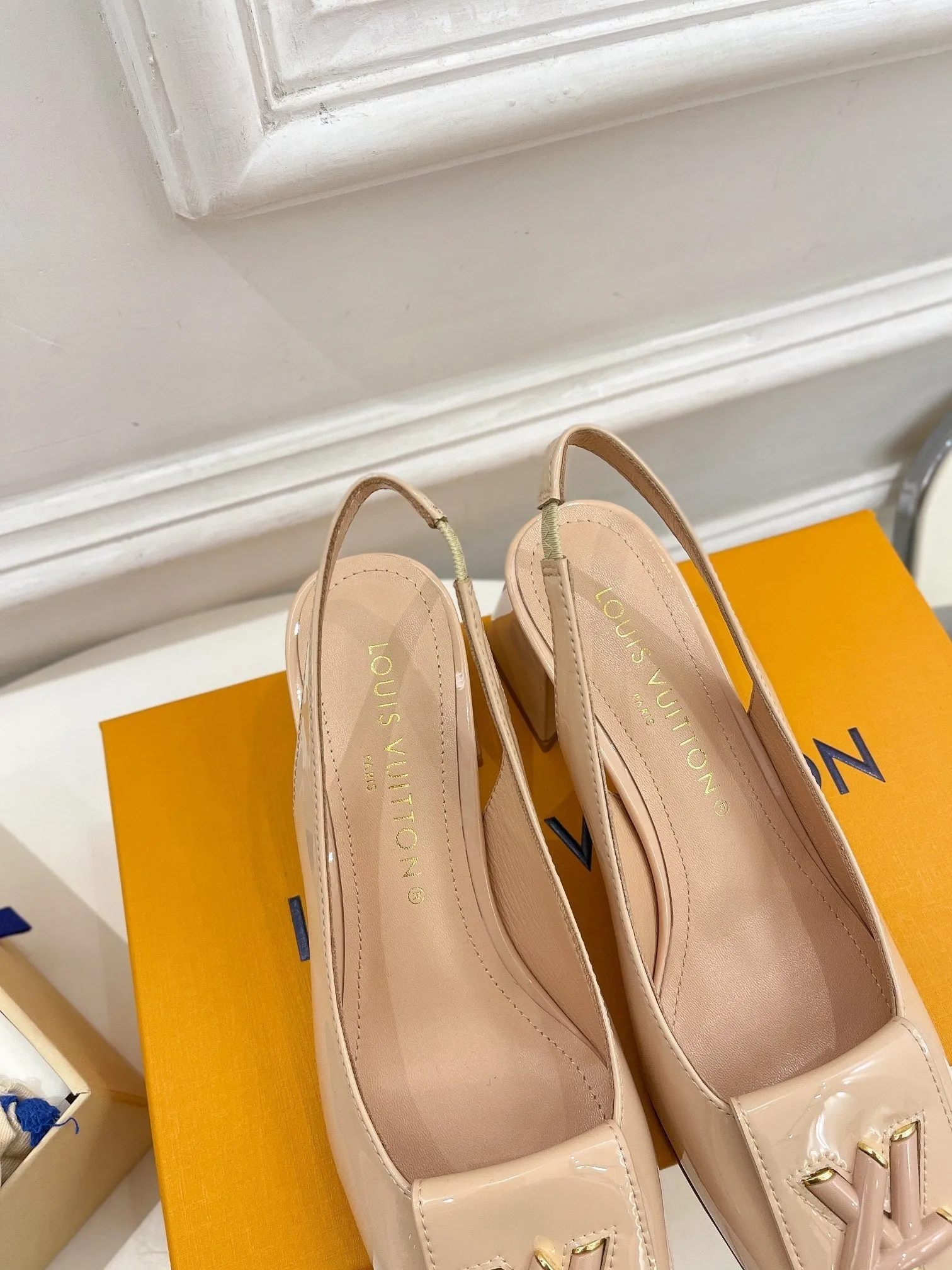 High Quality LUV High Heel Shoes 027