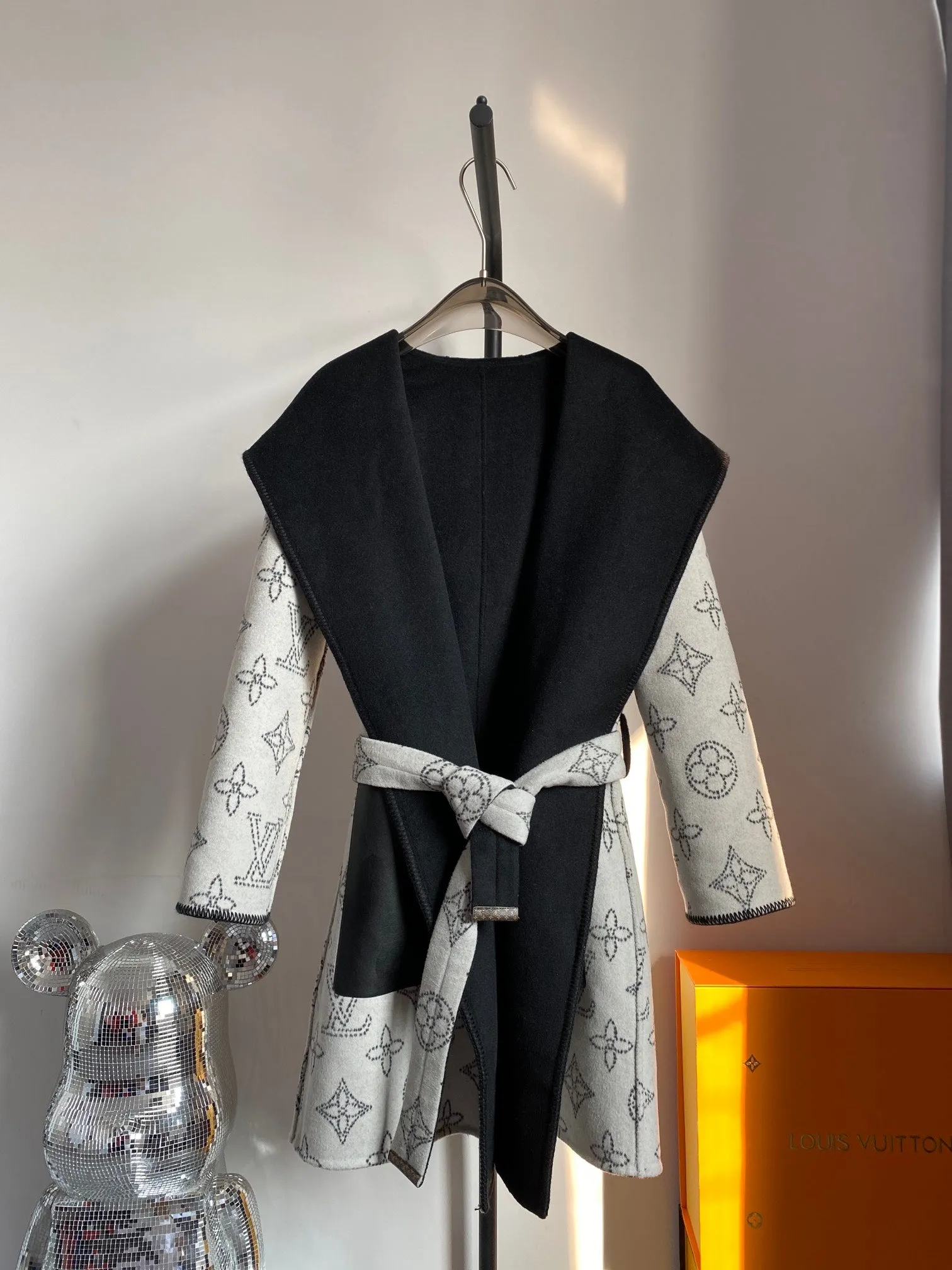 High Quality LUV Wrap Coat 023