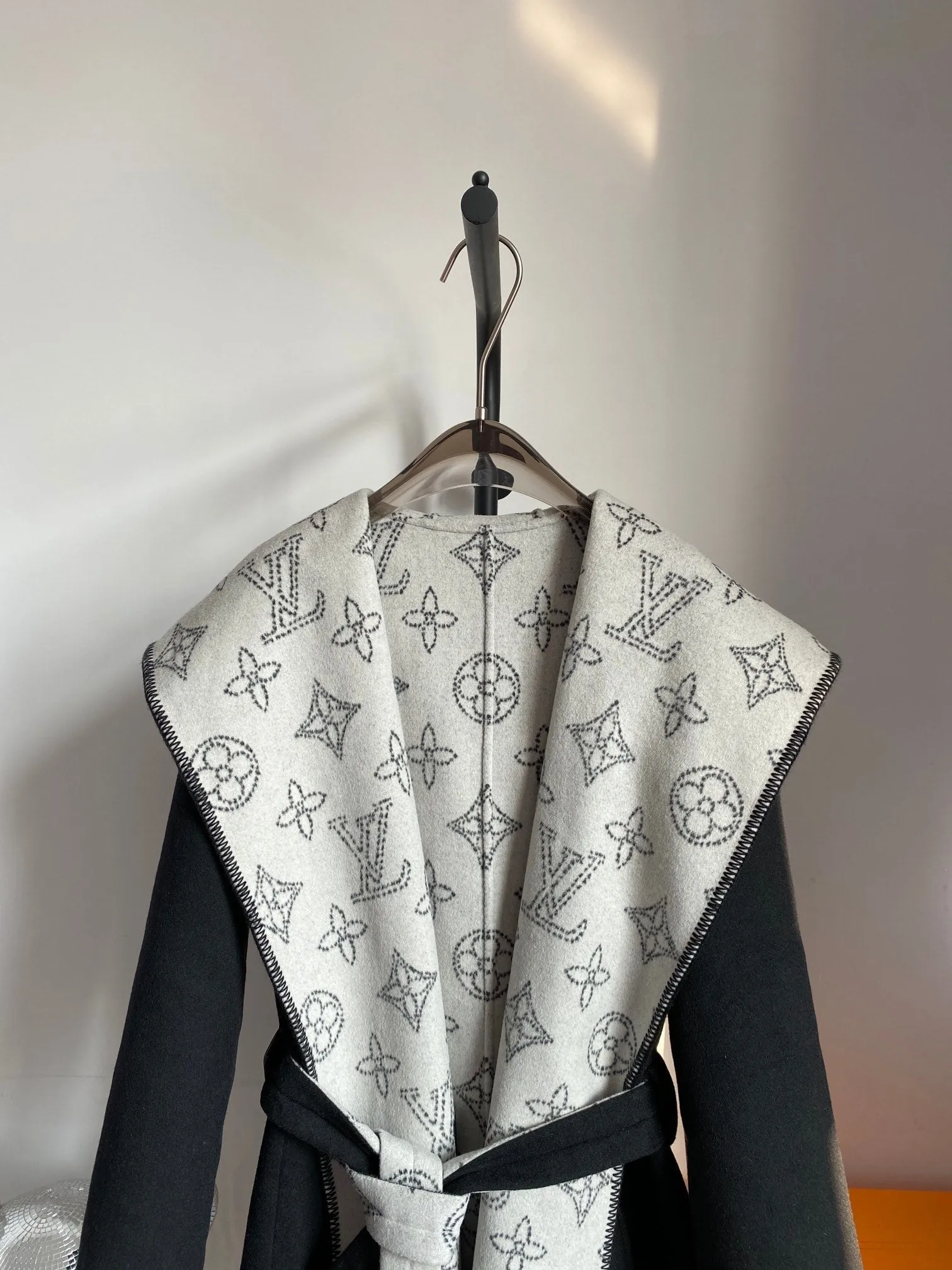 High Quality LUV Wrap Coat 023