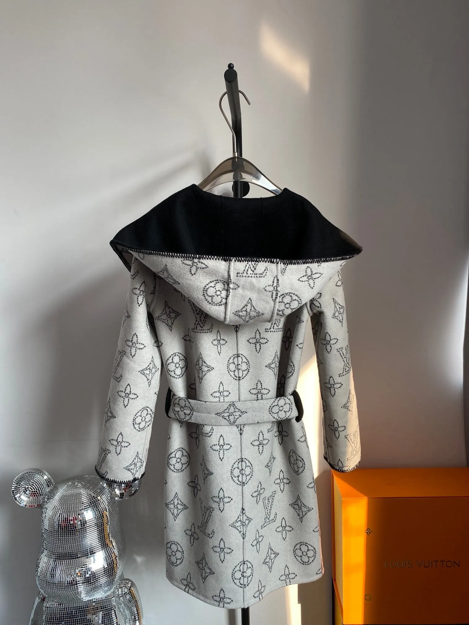High Quality LUV Wrap Coat 023