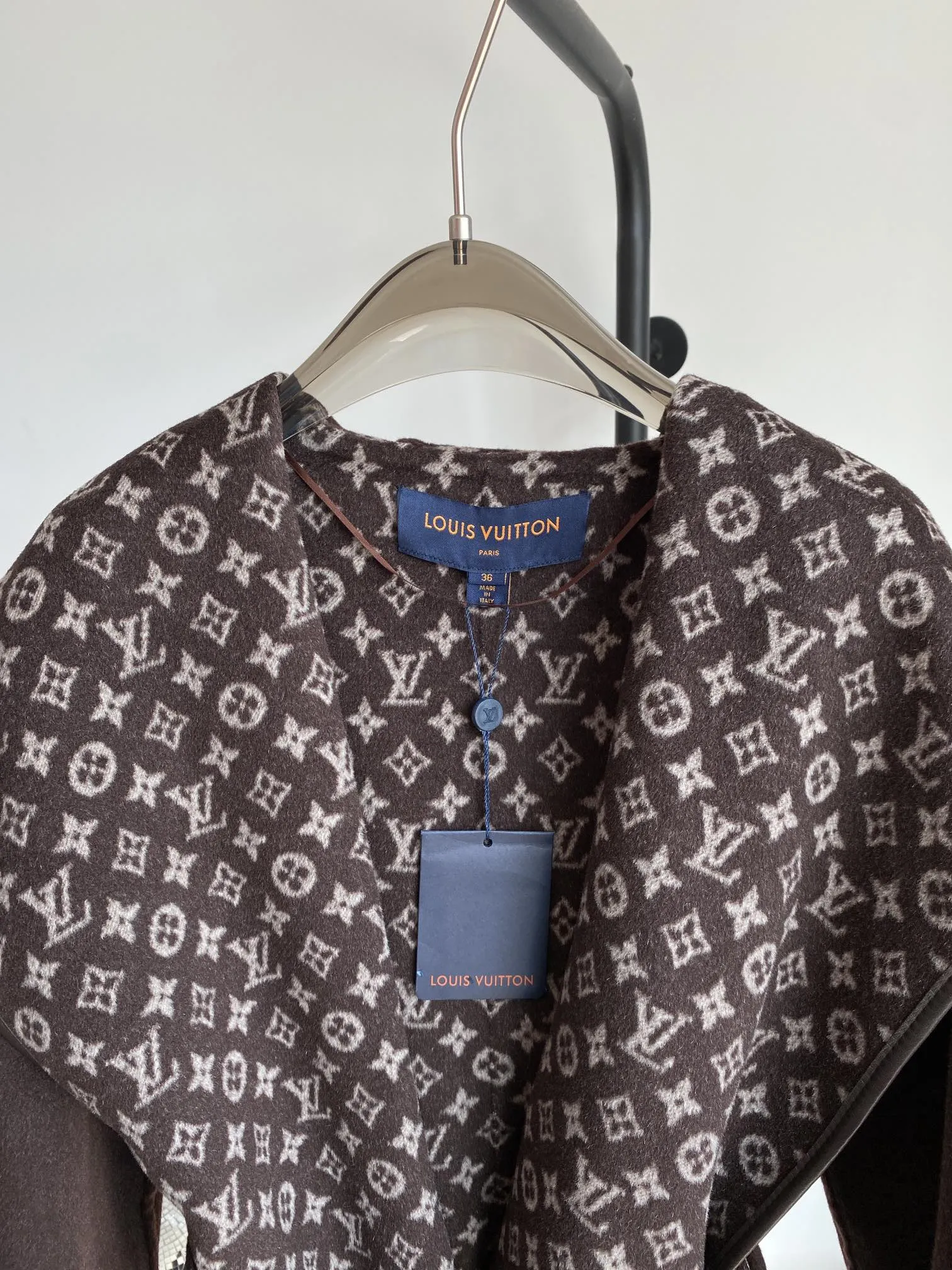 High Quality LUV Wrap Coat 032