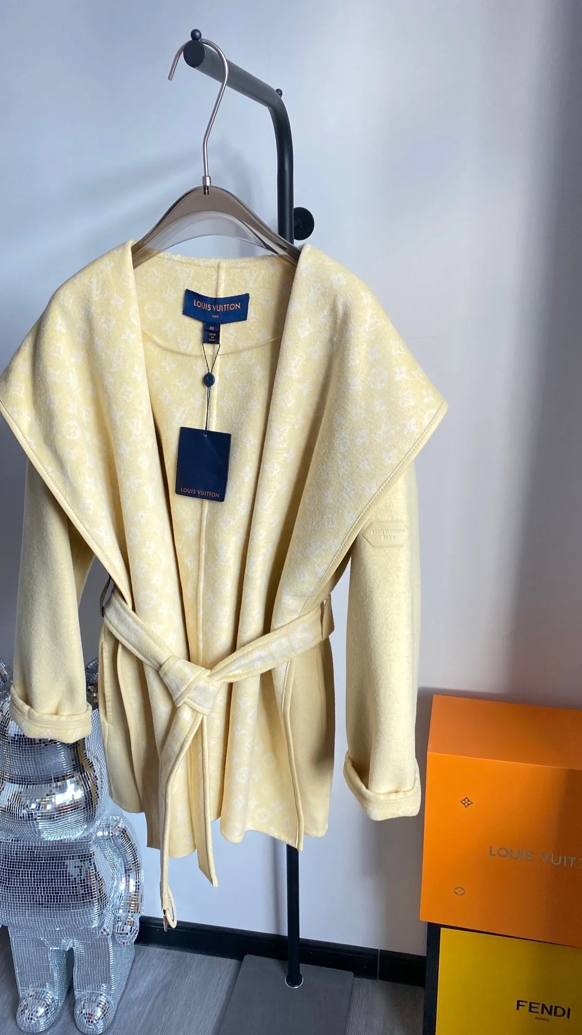 High Quality LUV Wrap Coat 035