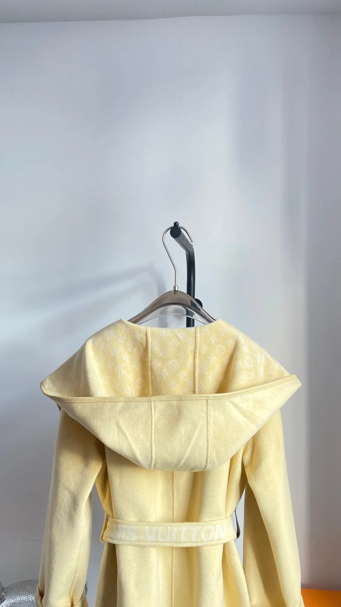 High Quality LUV Wrap Coat 035
