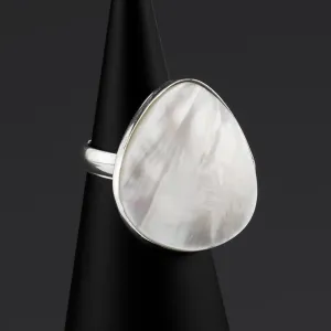 Large Mother of Pearl Teardrop Ring