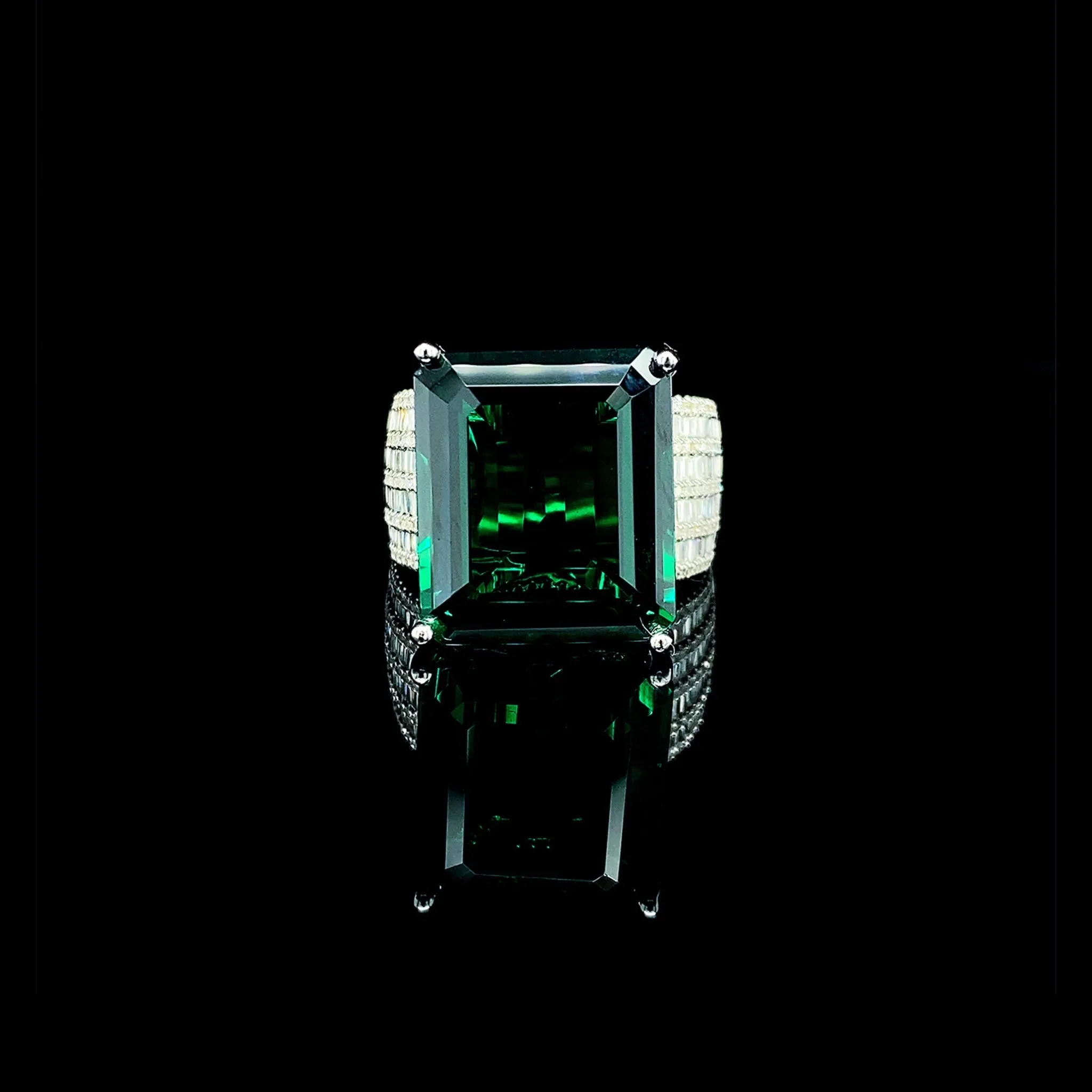 PREORDER | Large Green Emerald Baguette Statement Gemstones Diamond Ring 14kt