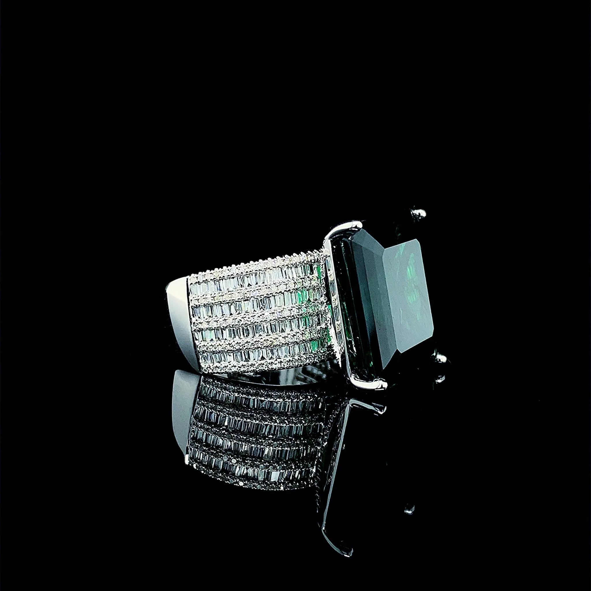 PREORDER | Large Green Emerald Baguette Statement Gemstones Diamond Ring 14kt