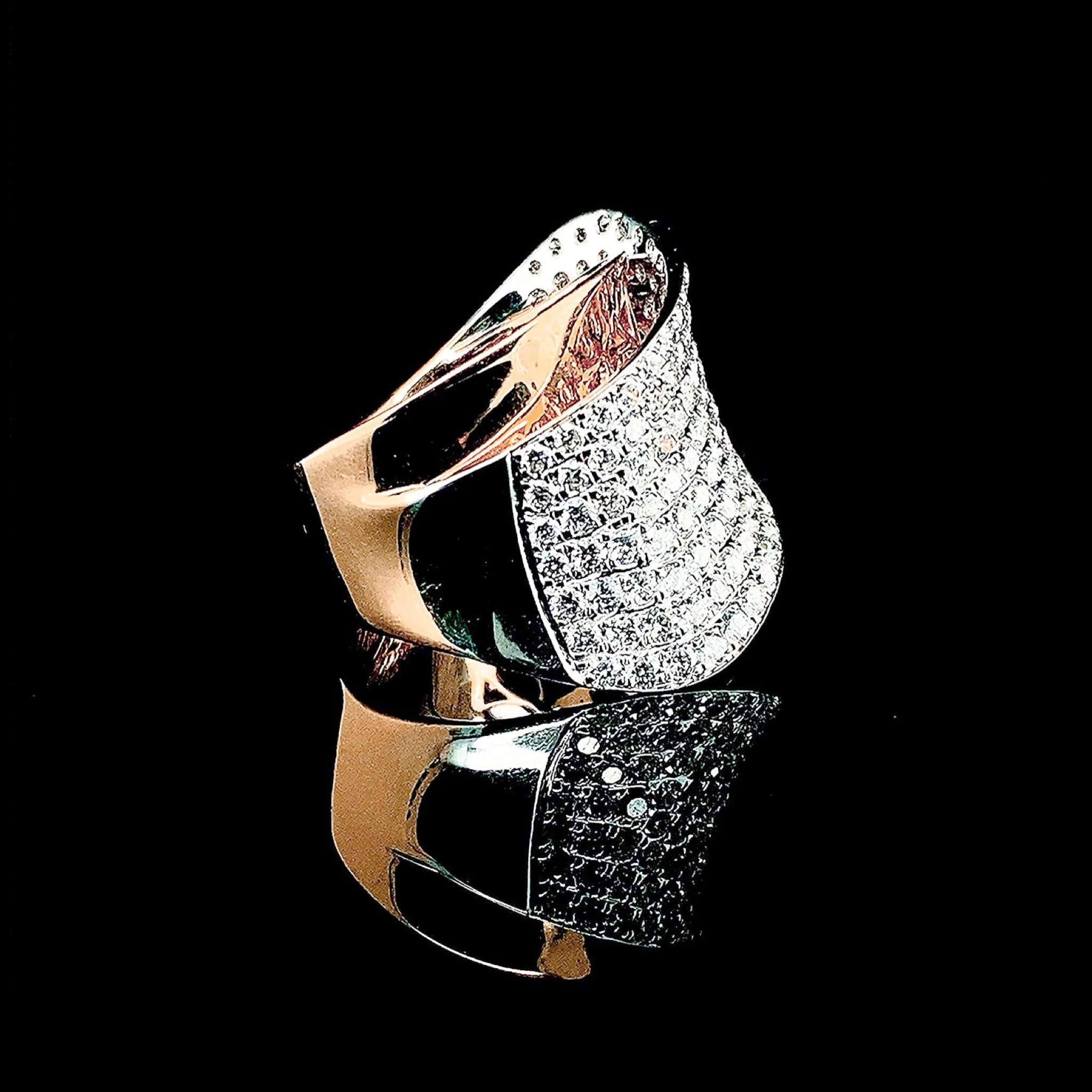 PREORDER | Rose Crossover Statement Colored Diamond Ring 14kt